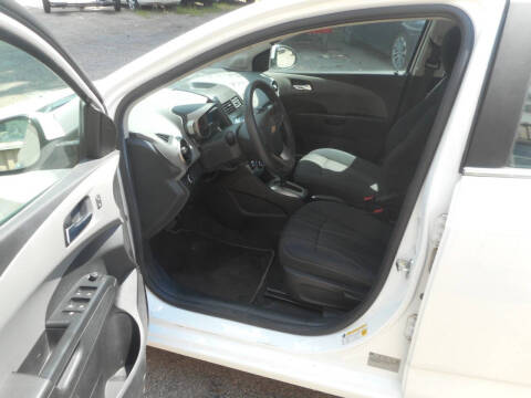 2015 Chevrolet Sonic LT Auto