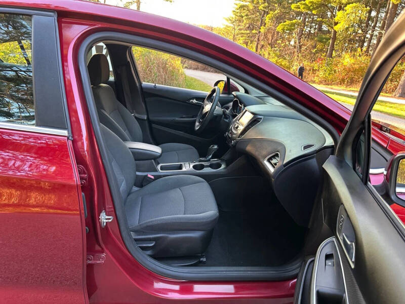 2017 Chevrolet Cruze LT Auto