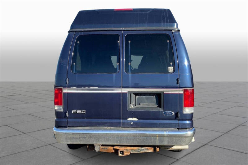 2005 Ford E-Series E-150