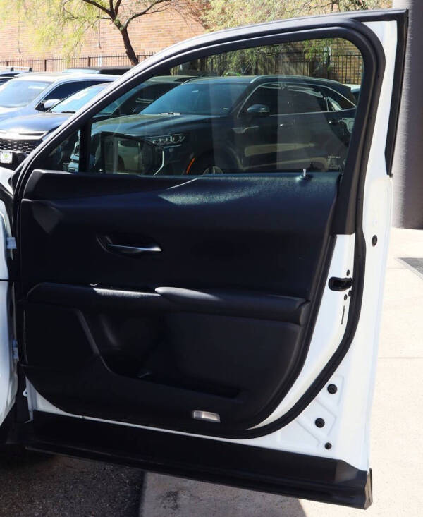 2019 Lexus UX 200 F SPORT