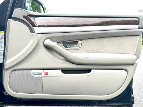 2007 Audi S8 quattro