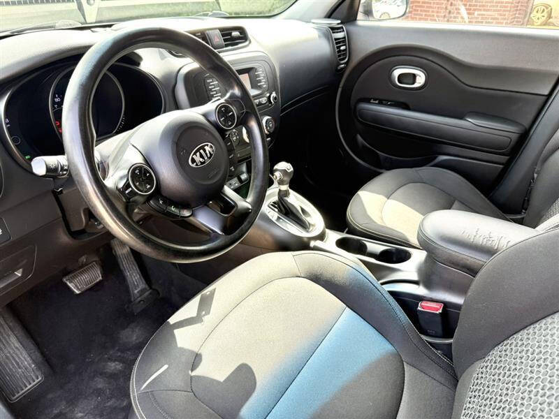 2015 Kia Soul +