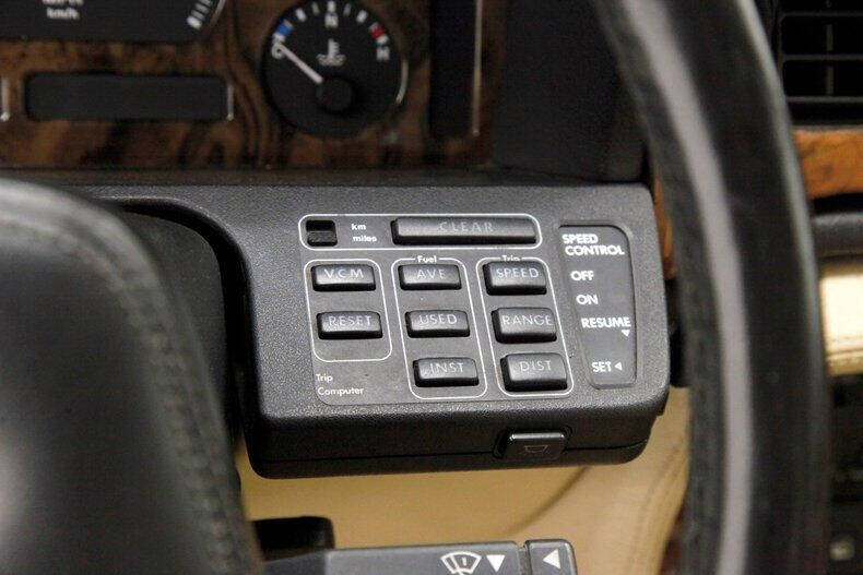 1990 Jaguar XJ-Series XJ6 Vanden Plas