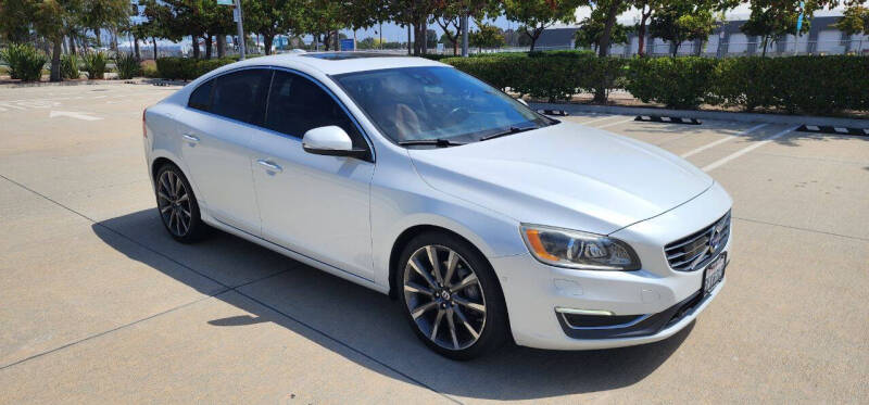2015 Volvo S60 T6 Drive-E Platinum