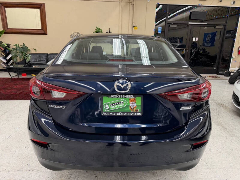 2016 Mazda MAZDA3 i Touring