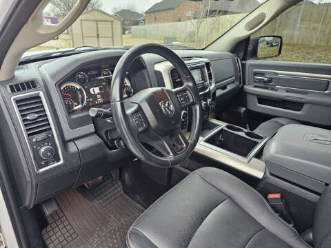2015 RAM 1500 SLT