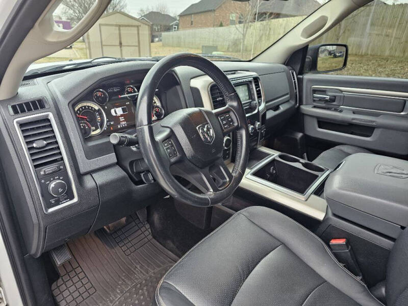 2015 RAM 1500 SLT