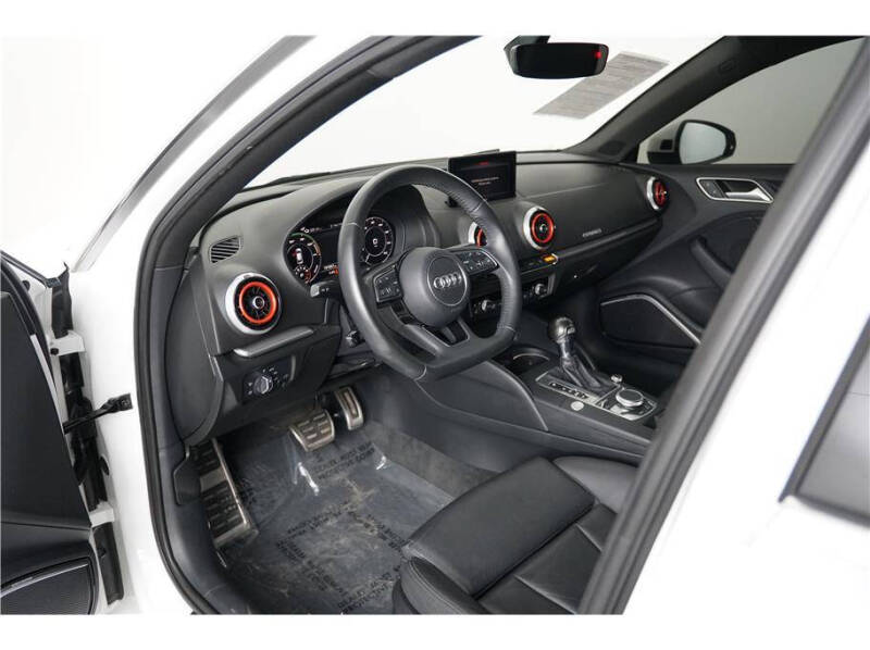 2017 Audi A3 Sportback e-tron 1.4T Premium Plus