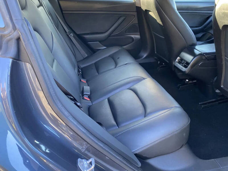 2020 Tesla Model 3 Standard Range Plus