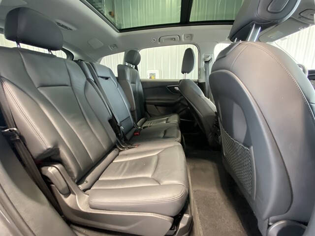 2023 Audi Q7 quattro Premium Plus 55 TFSI