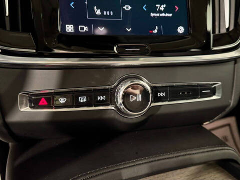 2023 Volvo S90 B6 Plus