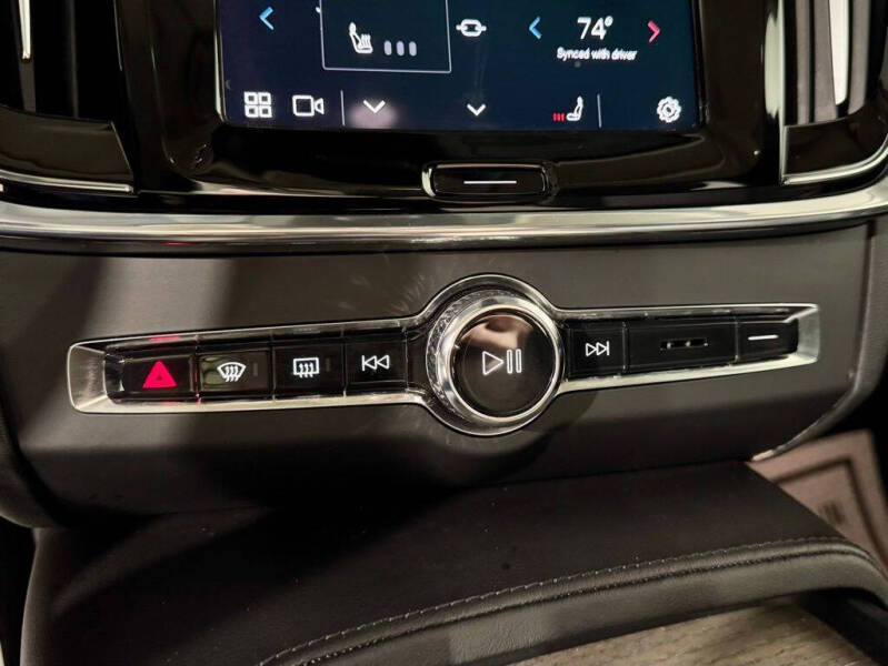 2023 Volvo S90 B6 Plus