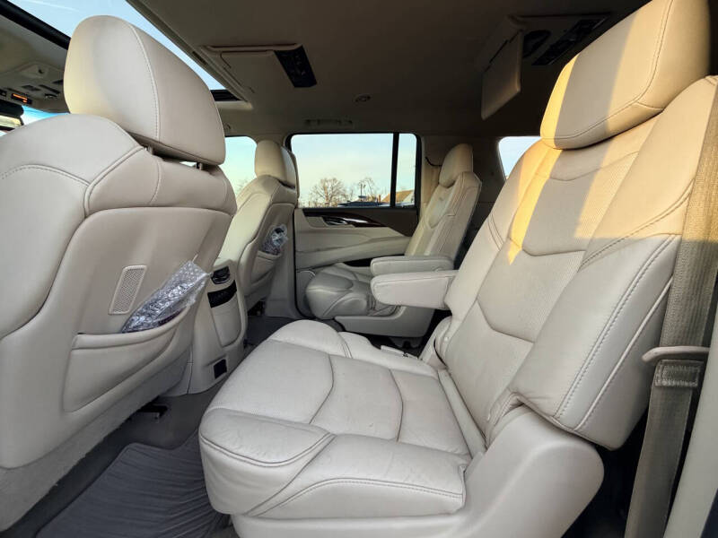 2017 Cadillac Escalade ESV Premium Luxury