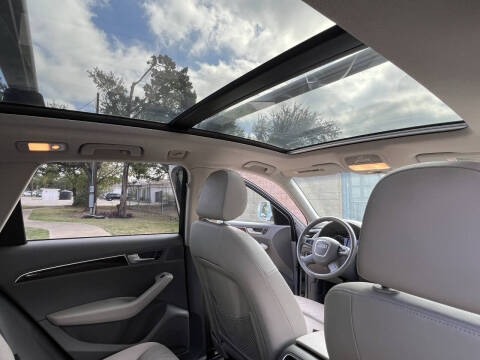 2011 Audi Q5 2.0T quattro Premium Plus