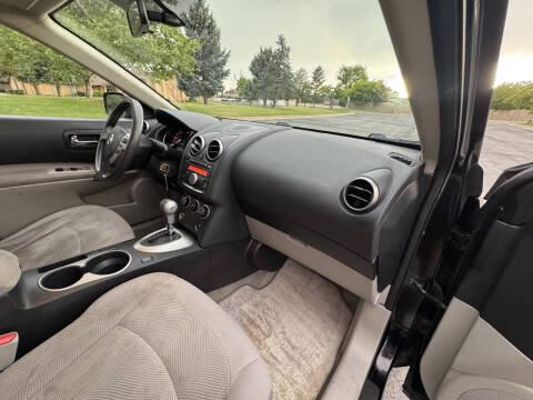 2012 Nissan Rogue S