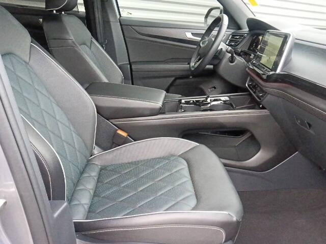 2024 Volkswagen Atlas Cross Sport SEL Premium R-Line 4Motion