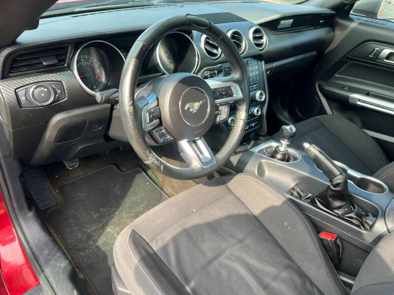 2018 Ford Mustang