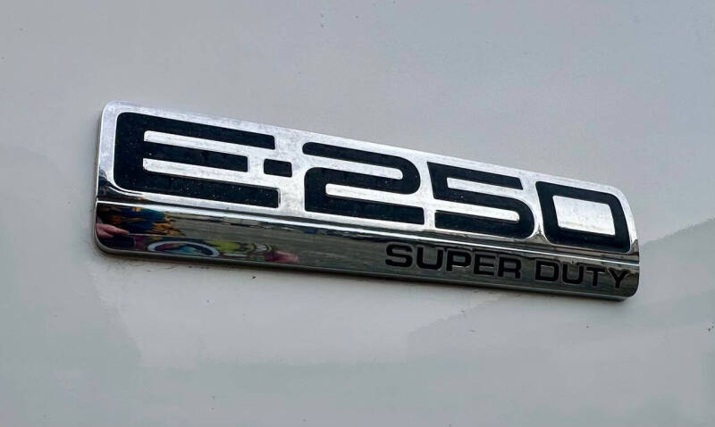 2008 Ford E-Series E-250