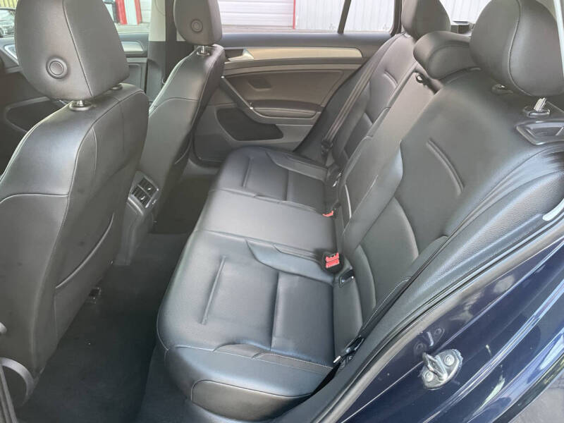 2016 Volkswagen Golf SportWagen TSI SE