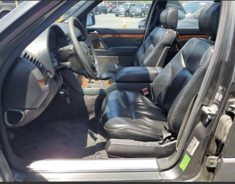 1992 Mercedes-Benz 300-Class 300 SD