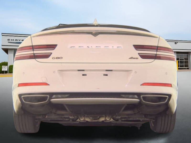 2023 Genesis G80