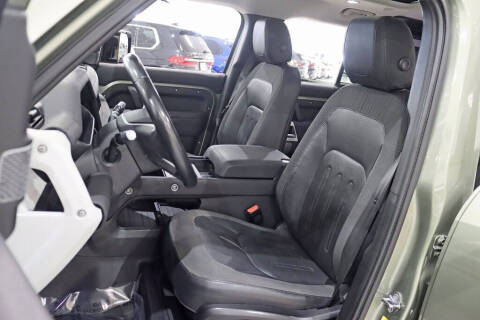 2020 Land Rover Defender 110 SE