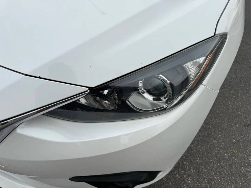 2015 Mazda MAZDA3 i Touring