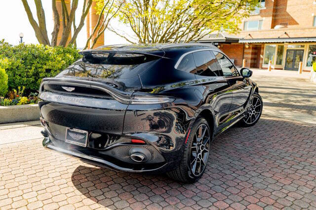 2021 Aston Martin DBX 62