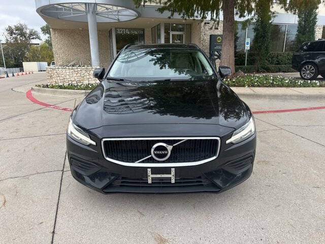 2020 Volvo V60 T5 Momentum