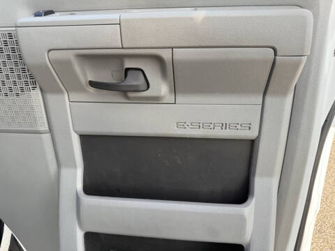 2011 Ford E-Series E-250