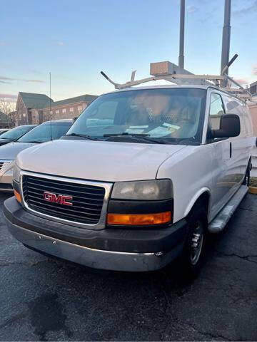 2014 GMC Savana Cargo Work Van's photo