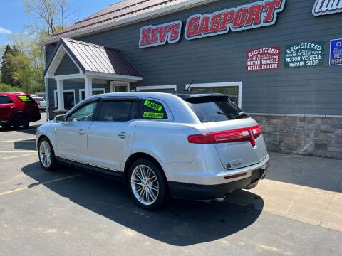 2013 Lincoln MKT for sale at KEV'S GASPORT AUTO SALES AND SERVICE, INC in Gasport NY