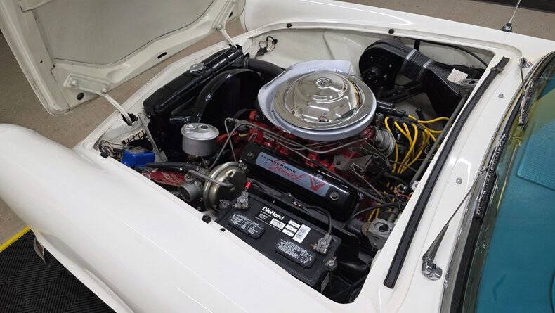 1956 Ford Thunderbird