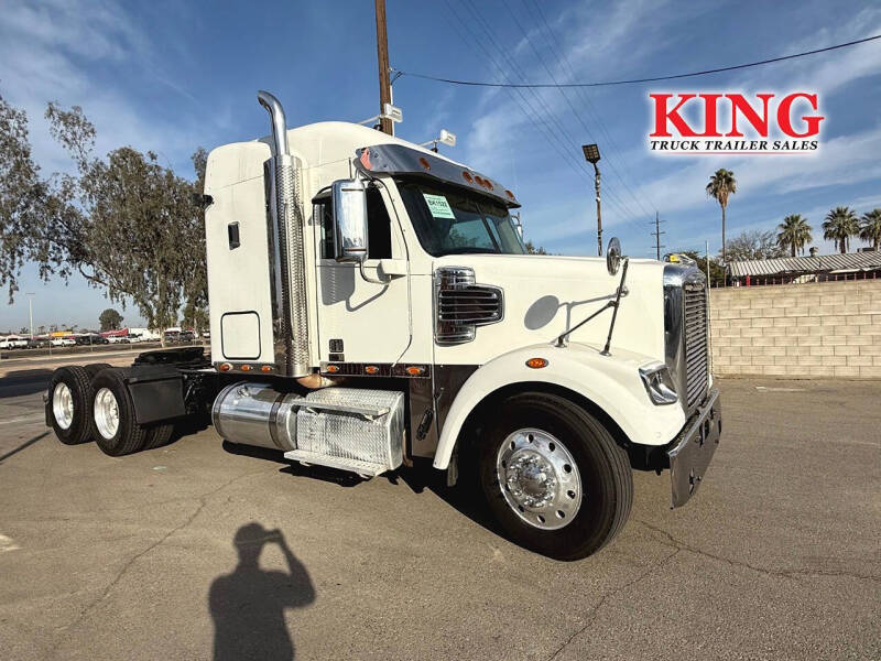 2019 Freightliner Coronado 122 SD
