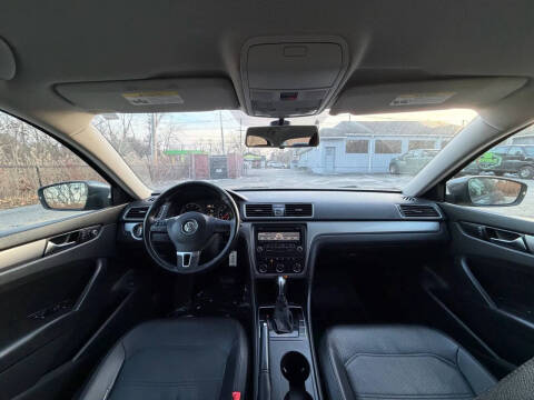 2015 Volkswagen Passat 1.8T Wolfsburg Edition