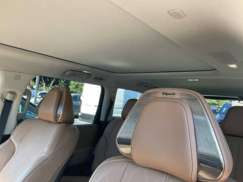 2025 Infiniti QX80 Sensory