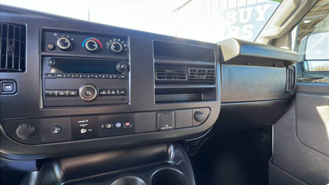 2022 Chevrolet Express 2500