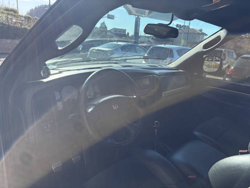 2004 Dodge Ram 1500 SRT-10