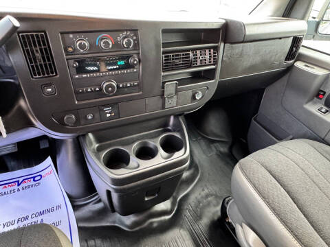 2023 Chevrolet Express 2500