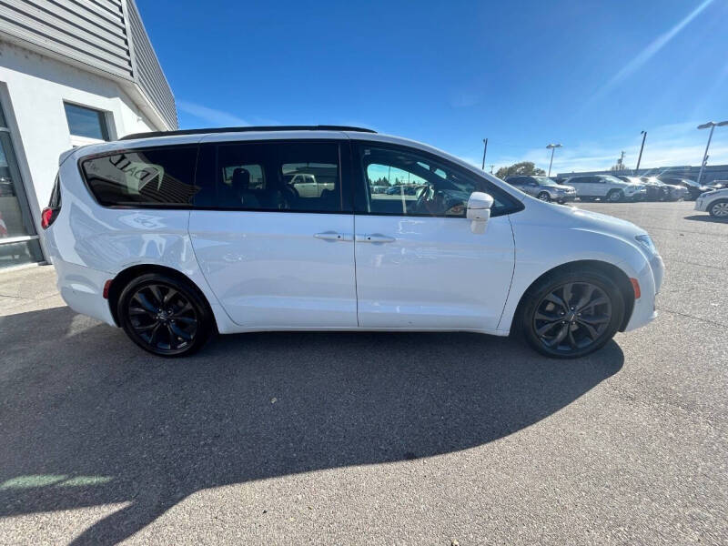 2019 Chrysler Pacifica Limited