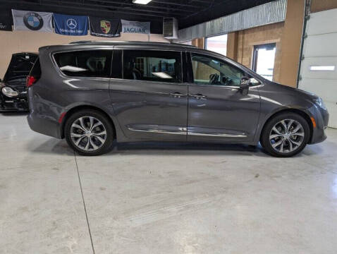 2017 Chrysler Pacifica Limited