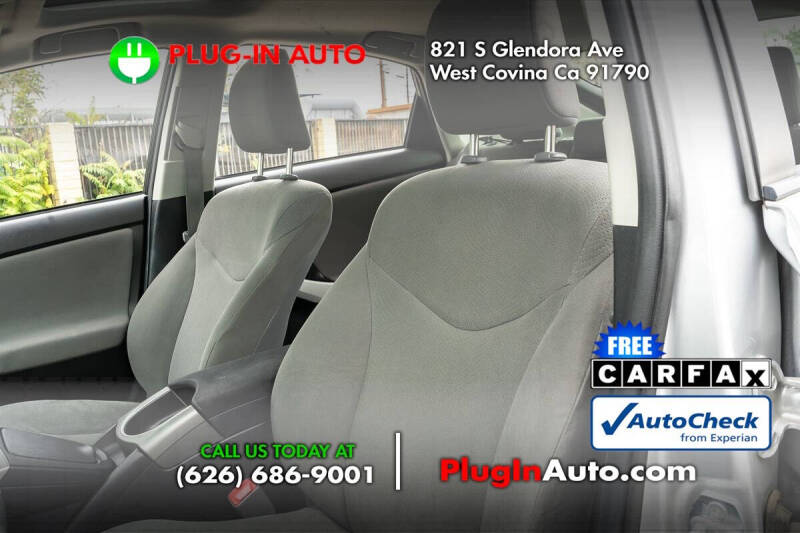2012 Toyota Prius Three