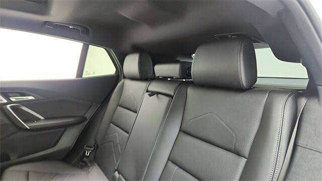 2025 BMW X2 xDrive28i