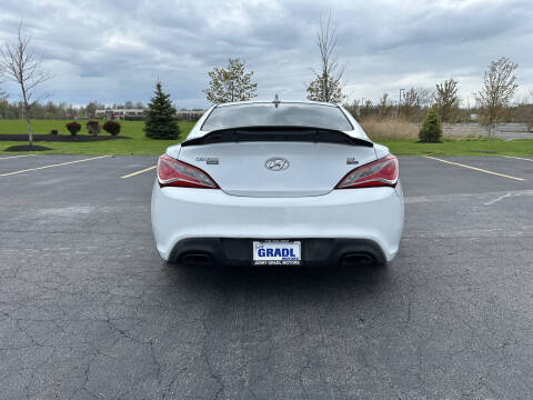 2013 Hyundai Genesis Coupe 3.8 R-Spec