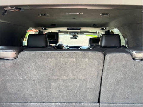 2019 Cadillac Escalade Platinum