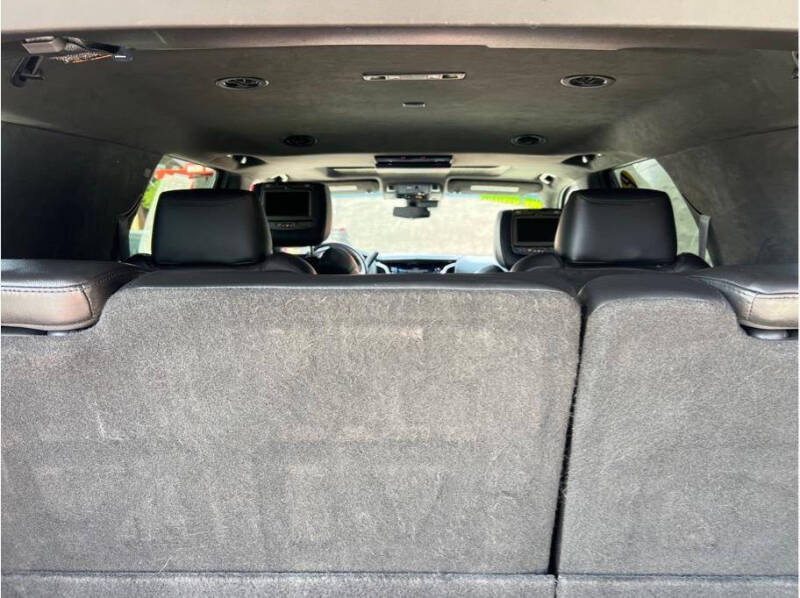 2019 Cadillac Escalade Platinum