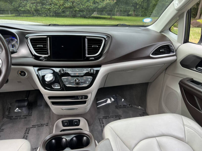 2017 Chrysler Pacifica