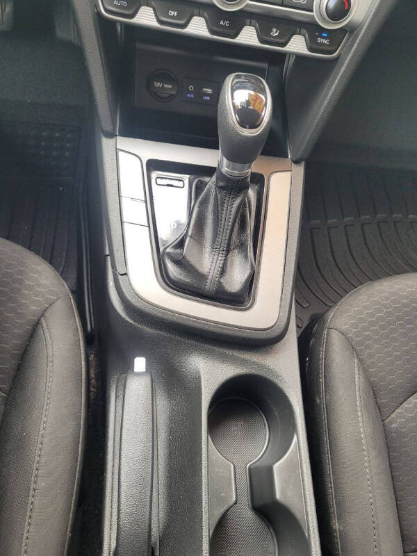 2020 Hyundai Elantra Limited