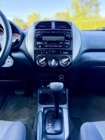 2005 Toyota RAV4