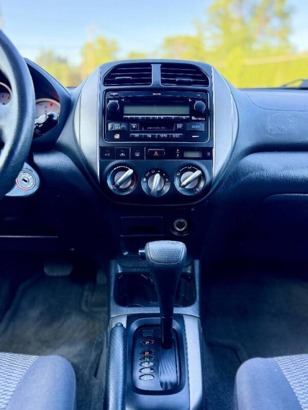 2005 Toyota RAV4